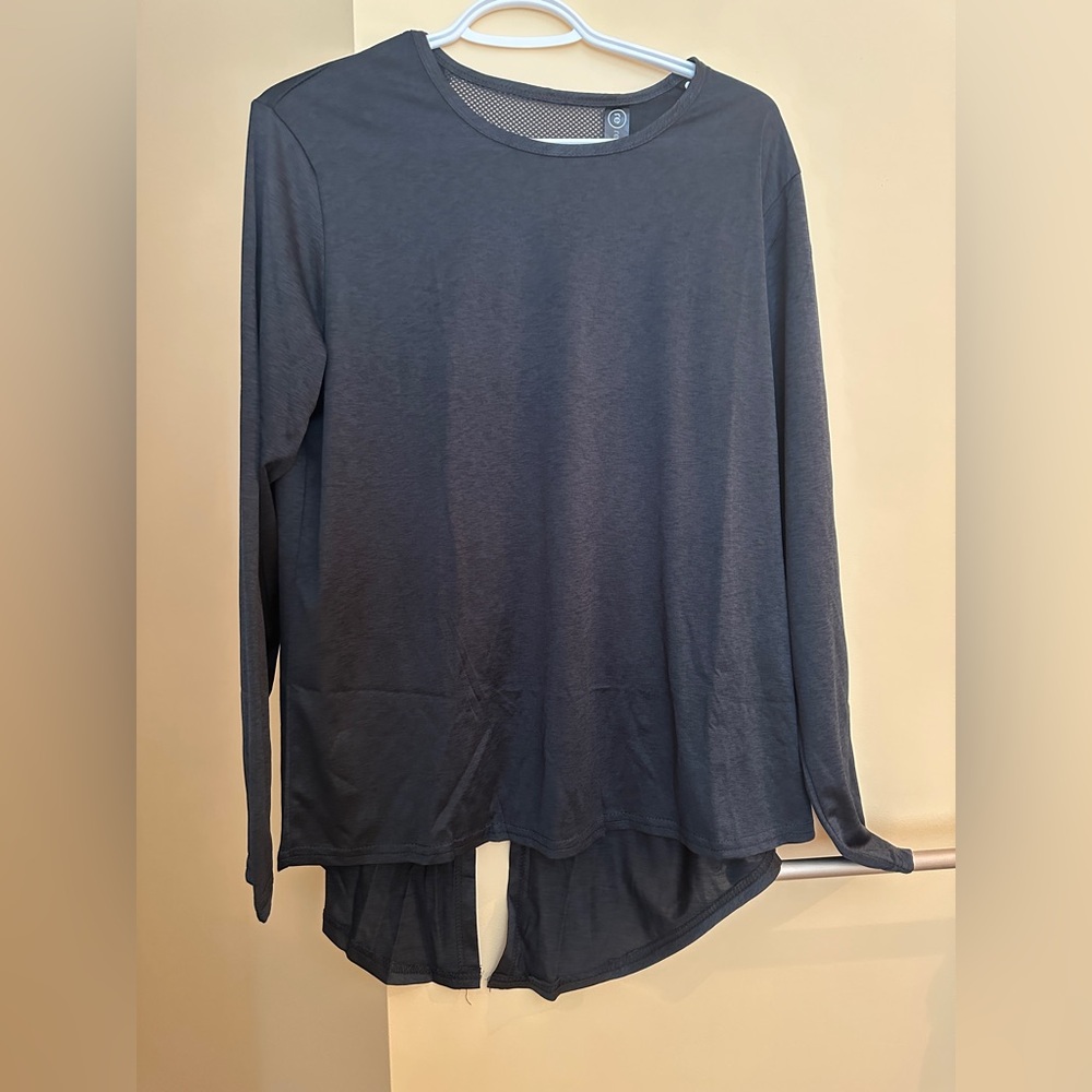 Essentials Women's Long Sleeve Charcoal Top
4 pieces all 4 for $35